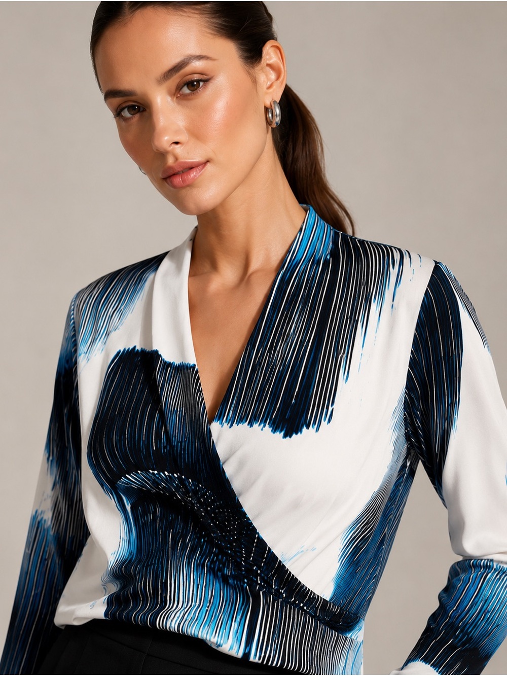 Dkny Designer Blue & White Wrap-Style V-Neck Blouse Elegant Office Luxe - Picture 3 of 14